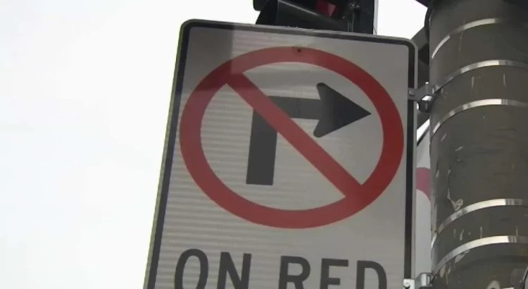 San Francisco busca prohibir giros a la derecha con semáforos en rojo para mejorar seguridad peatonal