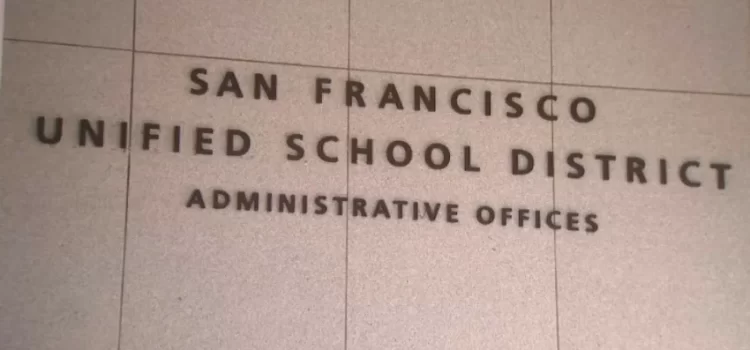 Acuerdo tentativo en San Francisco: Aumento salarial y mejoras para maestros y sustitutos