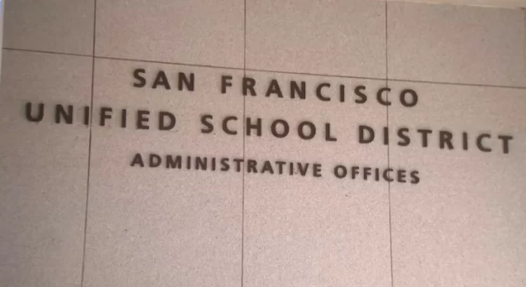 Acuerdo tentativo en San Francisco: Aumento salarial y mejoras para maestros y sustitutos