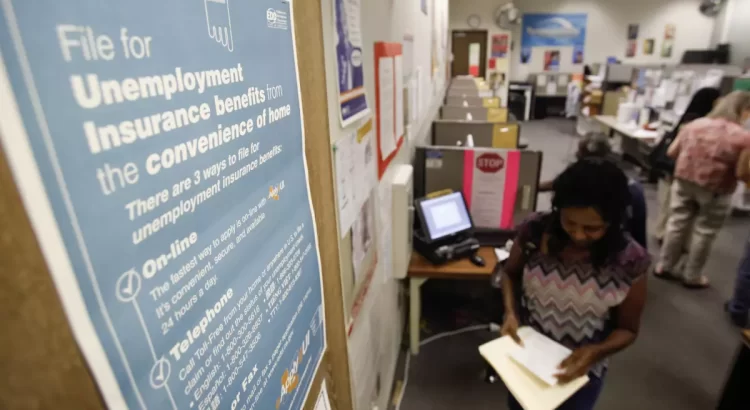Deuda del seguro de desempleo en California asciende a 20 mil millones de dólares, una amenaza para el estado