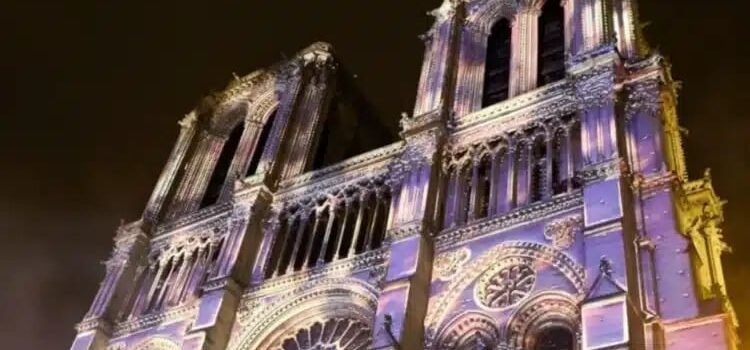 Notre Dame reabre sus puertas tras cinco años Notre Dame reabre sus puertas tras cinco años