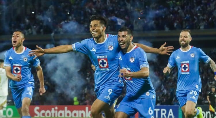 Cruz Azul gana y avanza a la final de la Concachampions