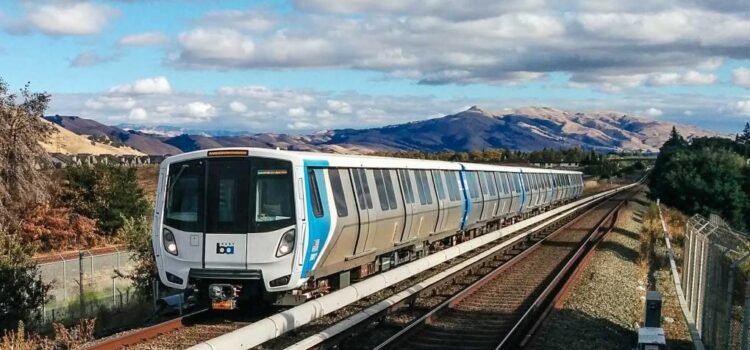 BART informa sobre un aumento en el número de pasajeros en el área de la Bahía de San Francisco