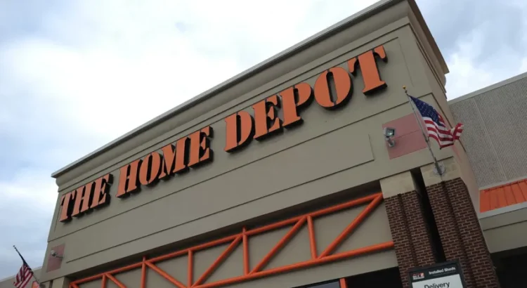 14 arrestados en una elaborada operación de robo de $10 millones en Home Depot