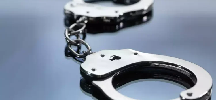 La policía arresta a un sospechoso en una serie de robos a bancos en San Francisco