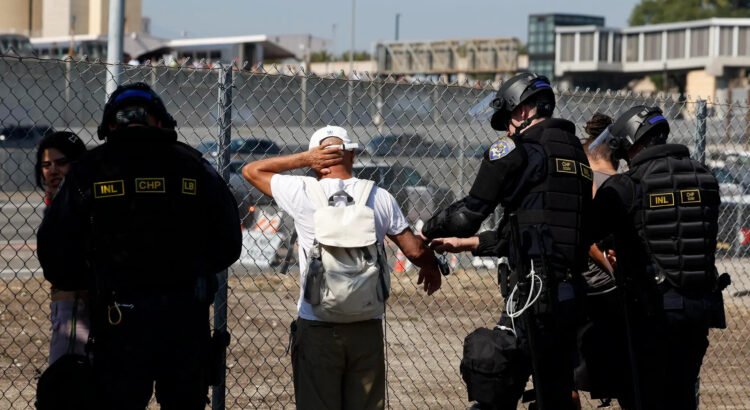 Supremo avala redadas de ICE en California y desata alerta por “perfilamiento racial”