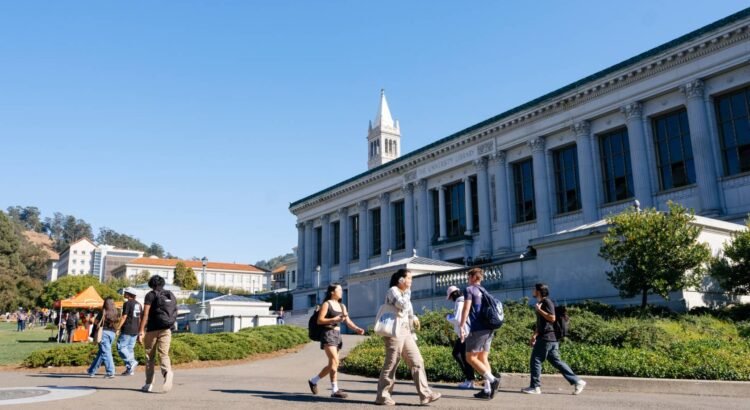 Universidad de California es la mejor universidad pública en el ranking Best Colleges de 2026