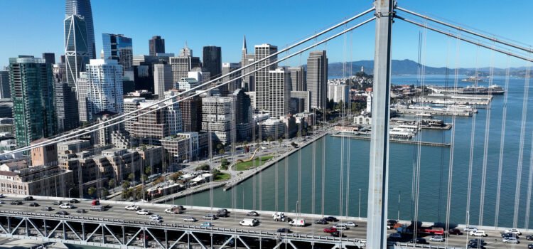 San Francisco se prepara ante el acoso de Trump