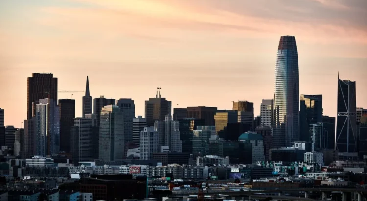 Salesforce invertirá 15.000 millones de dólares en San Francisco