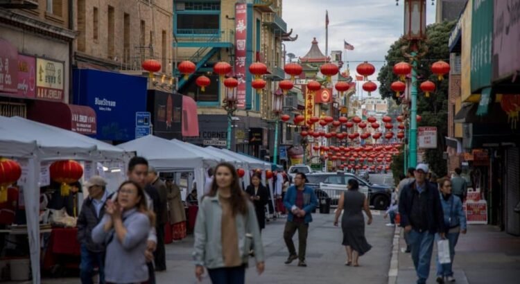 El último mercado nocturno de Chinatown de 2025 es este fin de semana