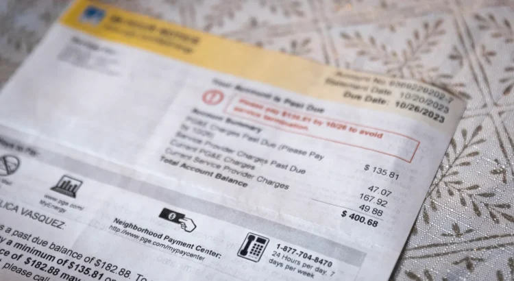 California está a punto de reducir las ganancias de las compañías eléctricas a mínimos históricos. California está a punto de reducir las ganancias de las compañías eléctricas a mínimos históricos.