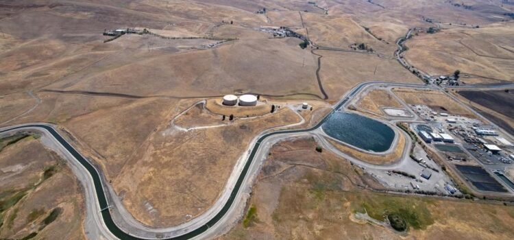 Los costos del agua superficial en California se triplican durante la sequía