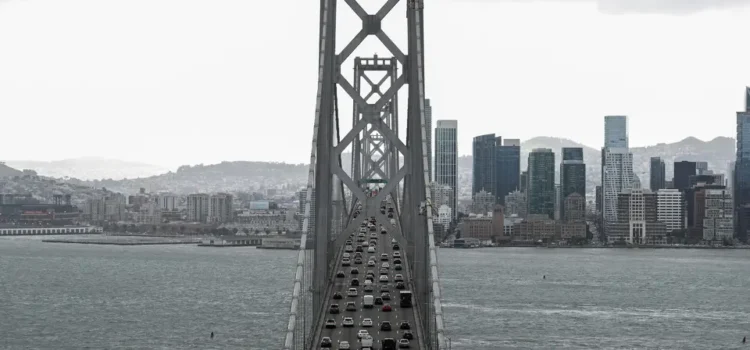 El Área de la Bahía se prepara para dos tormentas más tras batirse récords de lluvia en California.