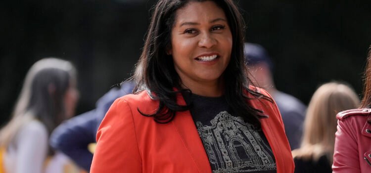 La ex alcaldesa de San Francisco, London Breed, considera postularse para el puesto de Pelosi