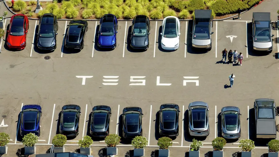 California amenaza a Tesla con suspender su licencia de ventas por 30 días por dichos engañosos